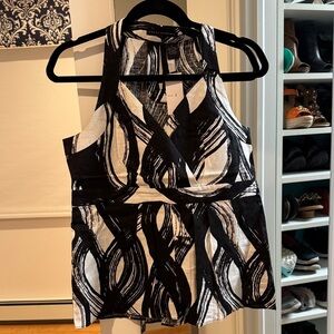 NWT Black and White Abstract Women's Top